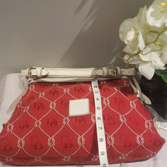 ❣️💫MARK DOWN💫❣️Dooney & Bourke Bag - Picture 10 of 10